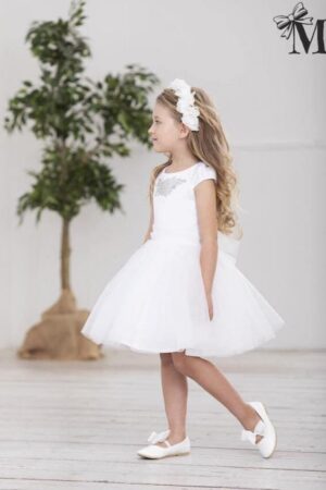 Balta puošni pūsta suknelė