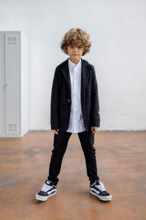 Juodas stilingas 2-jų dalių kostiumėlis