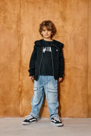 Mėlyni džinsai su kišenėmis